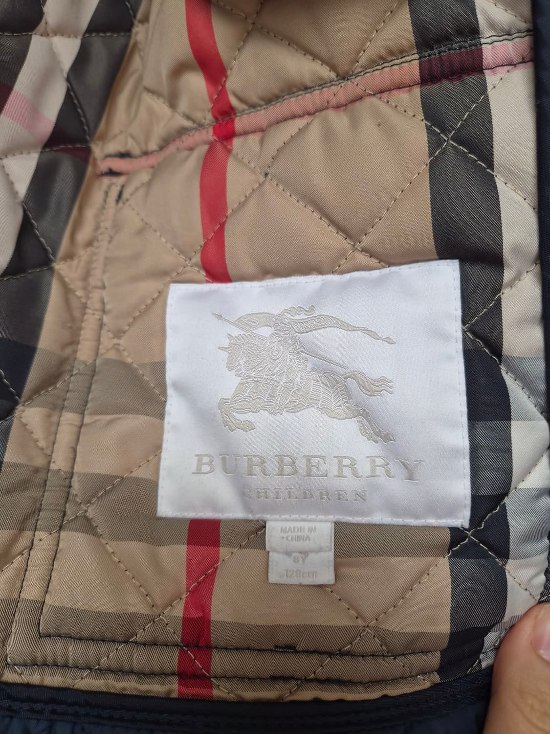 버버리 키즈 퀄팅후드자켓 120사이즈 상품이미지9