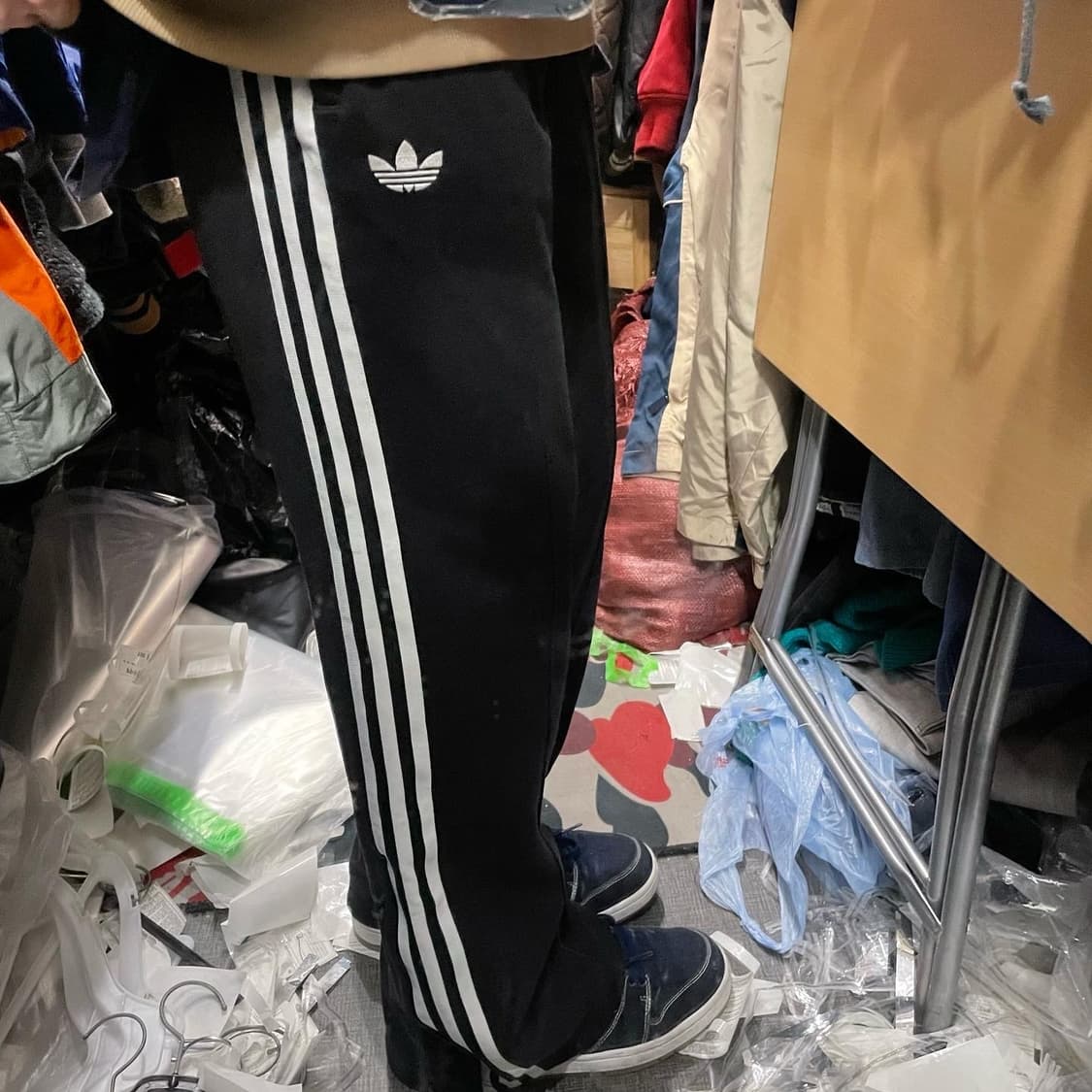 아디다스 베켄바우어 3스트립 팬츠 상품이미지1