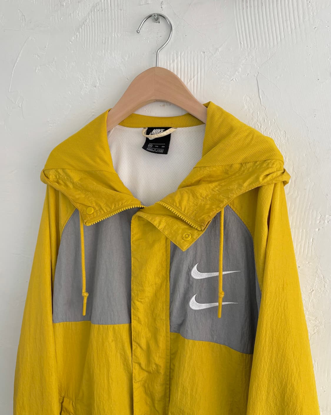 Nike 나이키 옐로우컬러 더블스우시 바람막이 상품이미지5