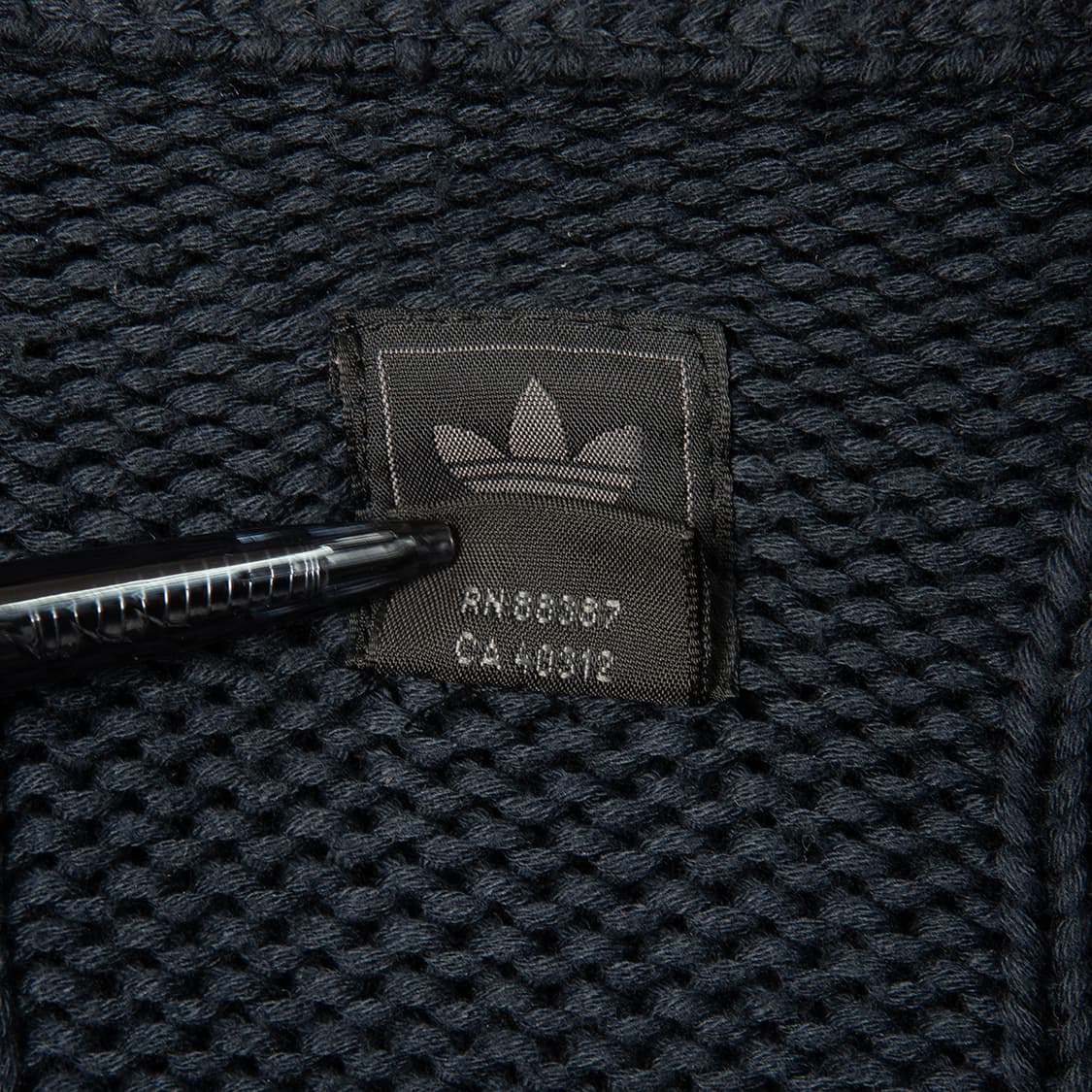 [103] 00s 아디다스 오리지널스 월계수 로고 케이블 니트 네이비  상품이미지5