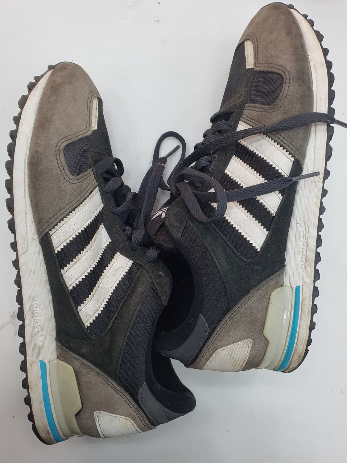 아디다스 ZX 700 그레이 265mm 상품이미지2