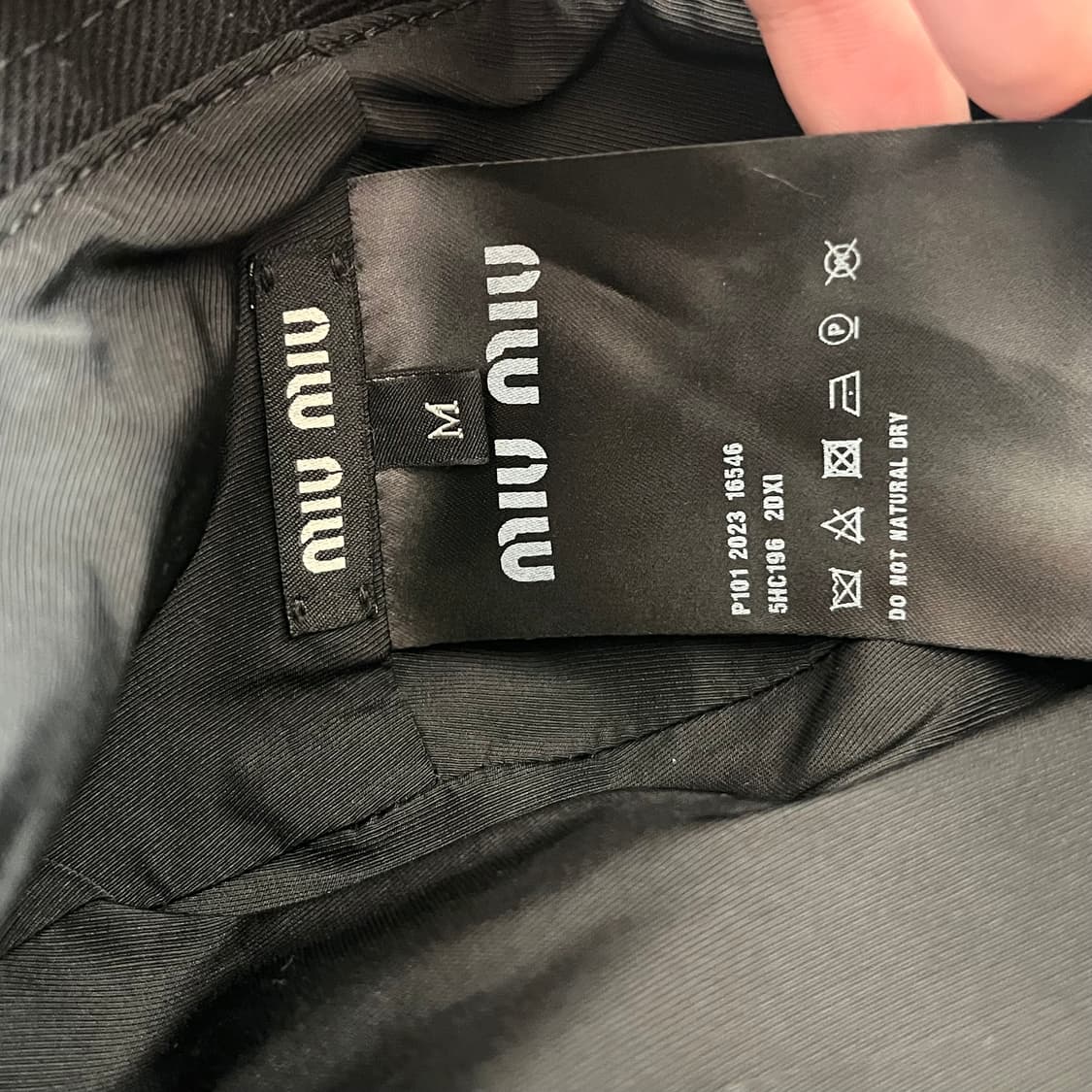 미우미우 버킷햇 M 상품이미지2