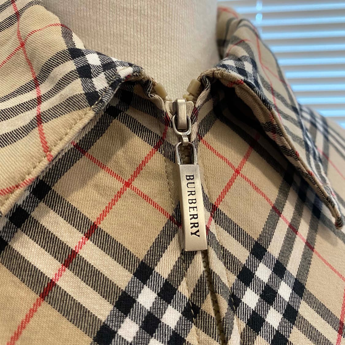버버리 노바체크 7부 집업 상품이미지6