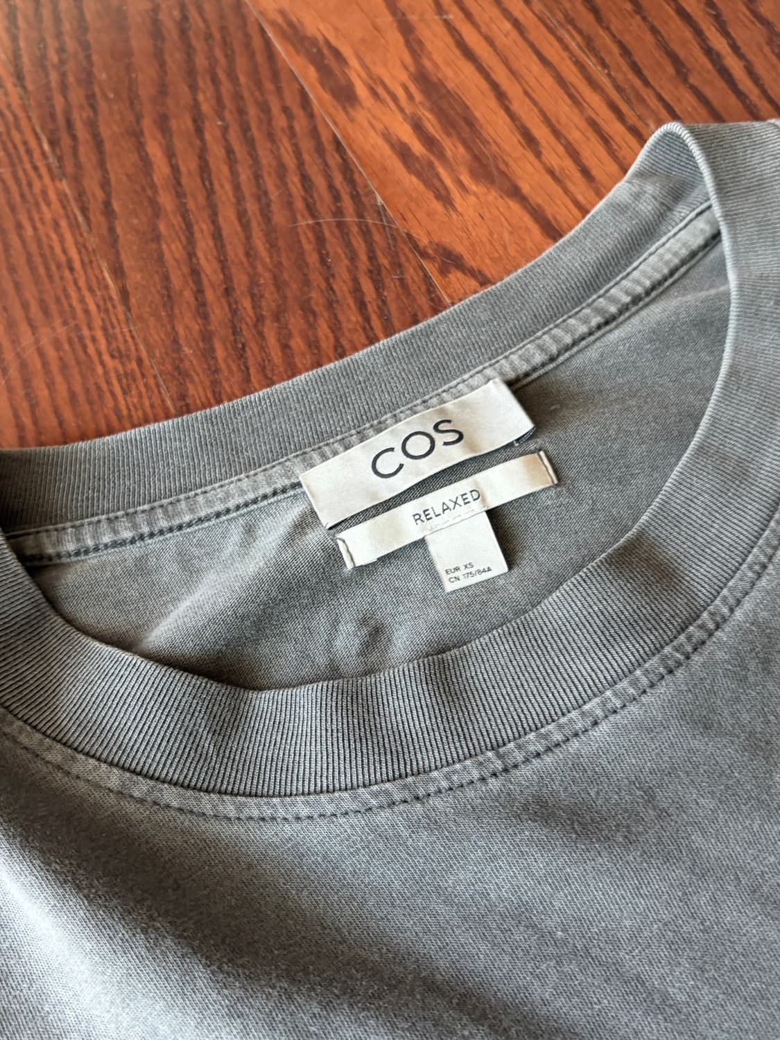 COS 코스 릴렉스드 반팔 XS/175 그레이 상품이미지2