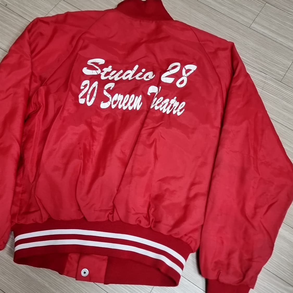 90susa생산 Loeks Theatres 빨간색 야구 점퍼(90) 상품이미지3