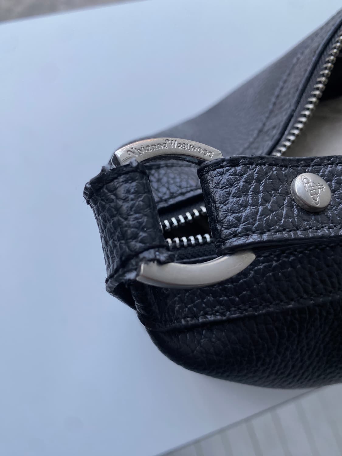 [Vivienne westwood] 펀칭 오브 백 상품이미지6