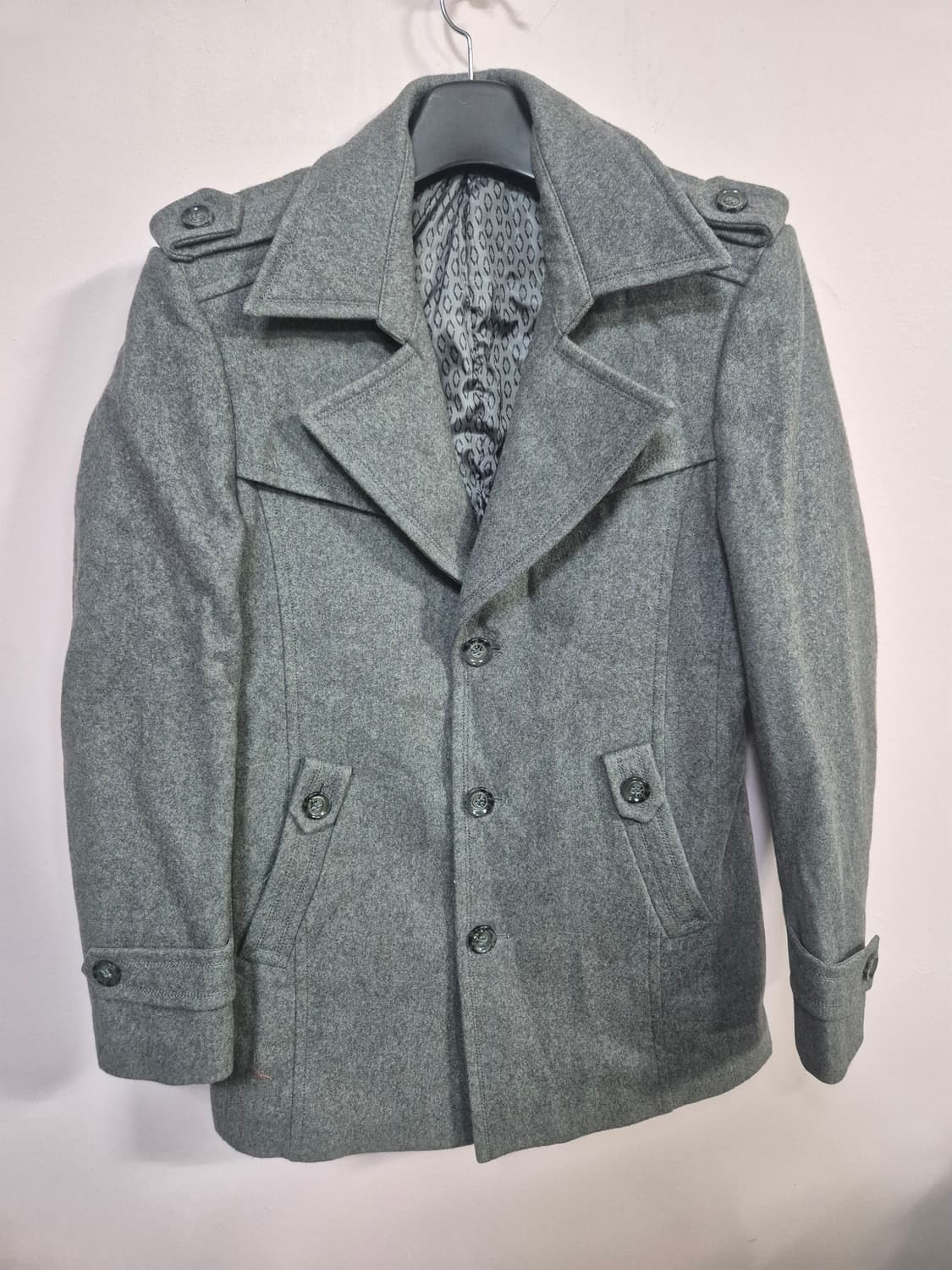 워모(luom9)모직  회색 숏 코트 상품이미지2