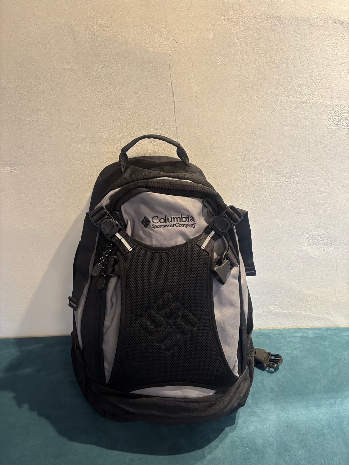 컬럼비아 백팩 블랙/그레이 상품이미지1