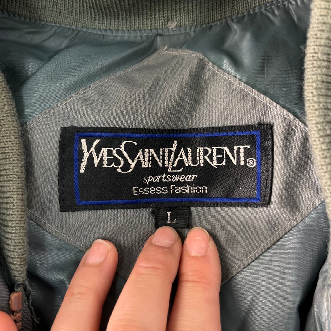 100 입생로랑 90s 구스다운 패딩 자켓 상품이미지3