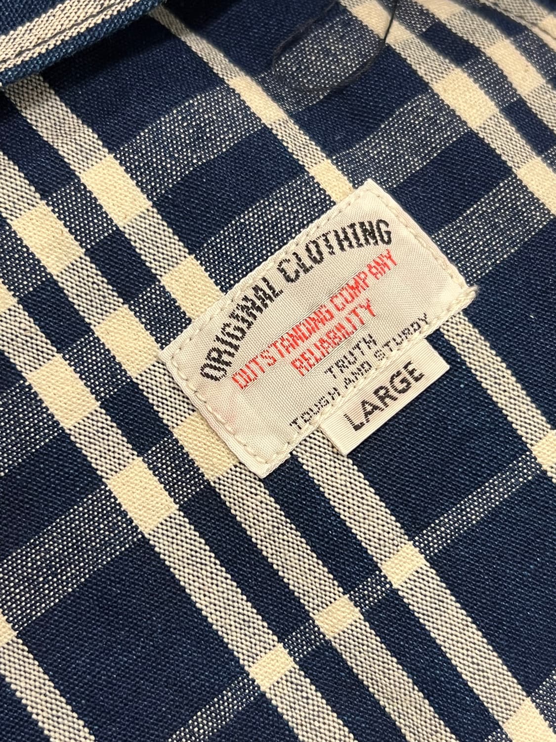 아웃스탠딩 체커 셔츠형 트러커 자켓 처분  상품이미지3