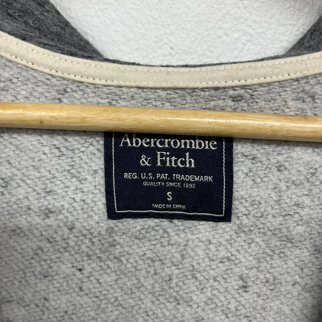 아베크롬비 y2k 올드스쿨 후드집업 희귀져지(S) 상품이미지6