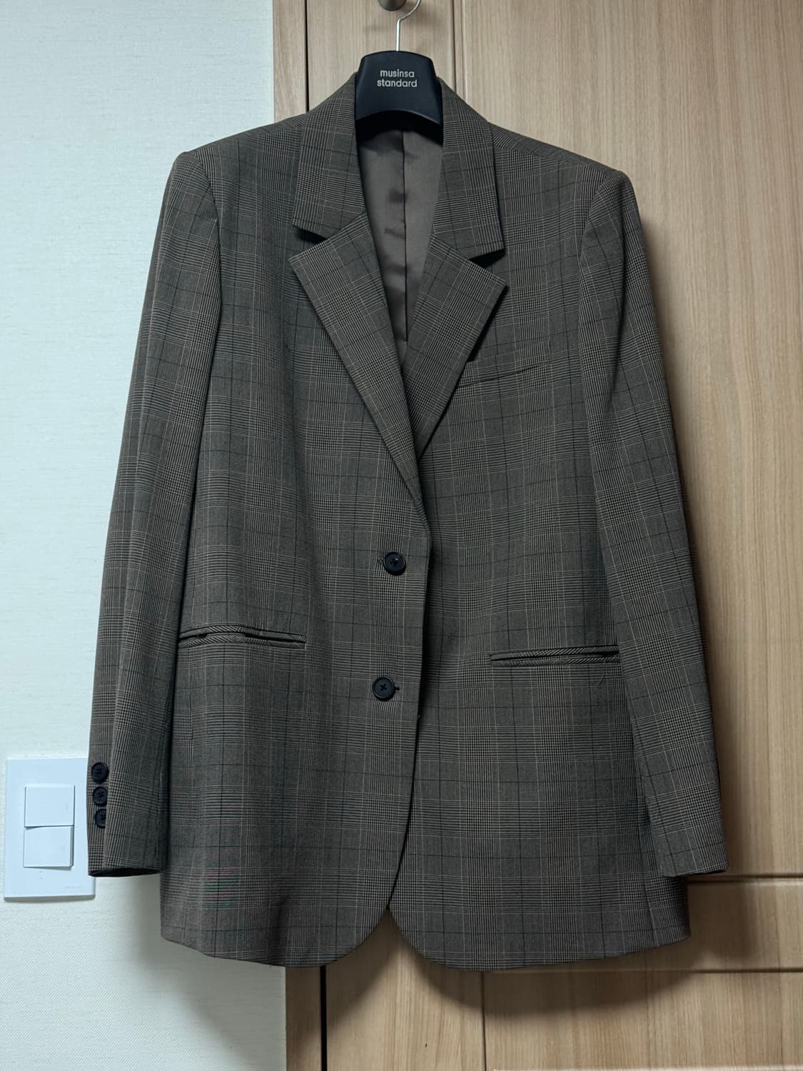 무신사 스탠다드 | 우먼즈 글렌 체크 오버사이즈 블레이저 다크 베이지 S 상품이미지6