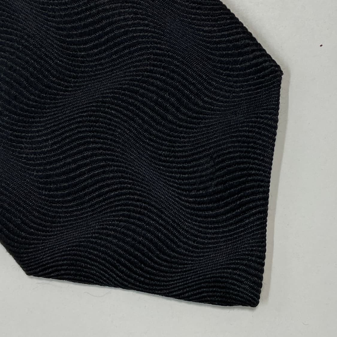 프라다 (PRADA) 명품 정품 블랙넥타이 8.2cm 상품이미지8