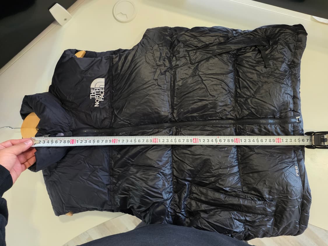 노스페이스 700 눕시 패딩 조끼 블랙 95size 상품이미지4