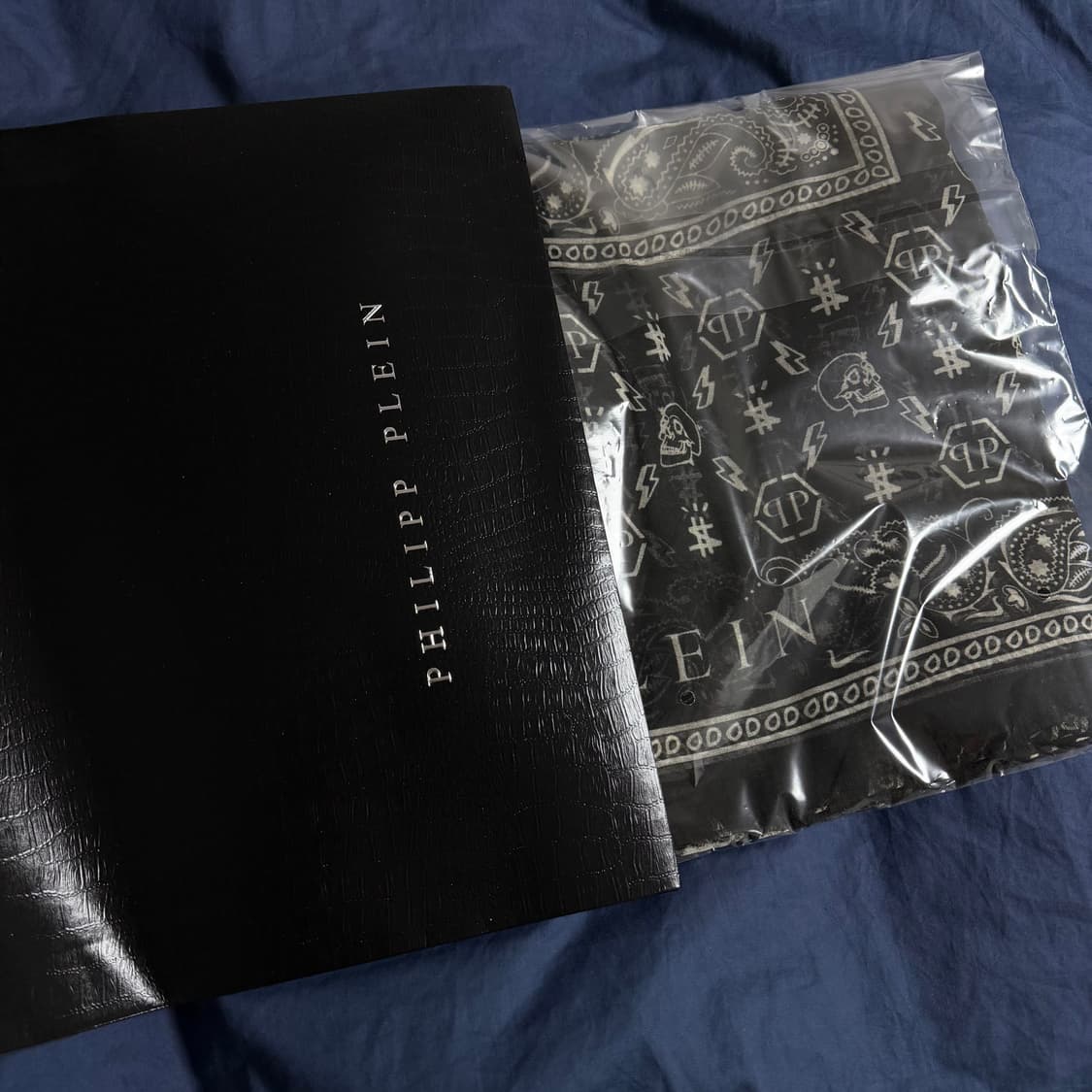 (OS) 필립플레인 모달 실크 달러 머플러 블랙 상품이미지6