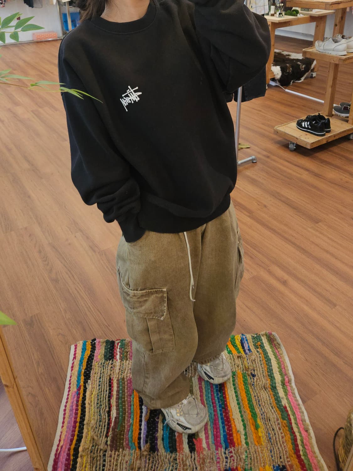 스투시 베이직 로고 맨투맨 상품이미지2