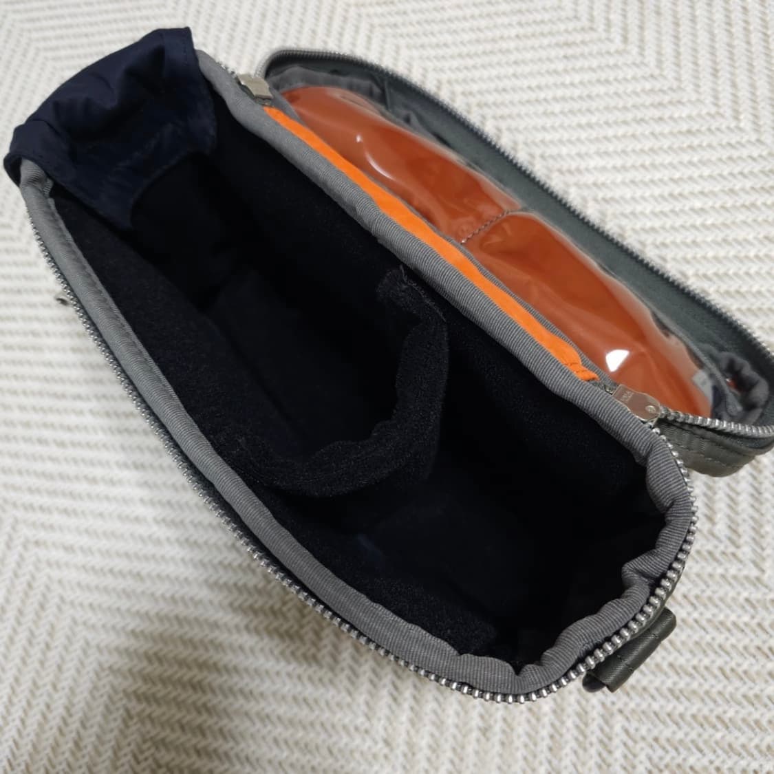 요시다포터 탱커 카메라백 스몰 S 실버 그레이 (숄더끈 결품) 상품이미지8