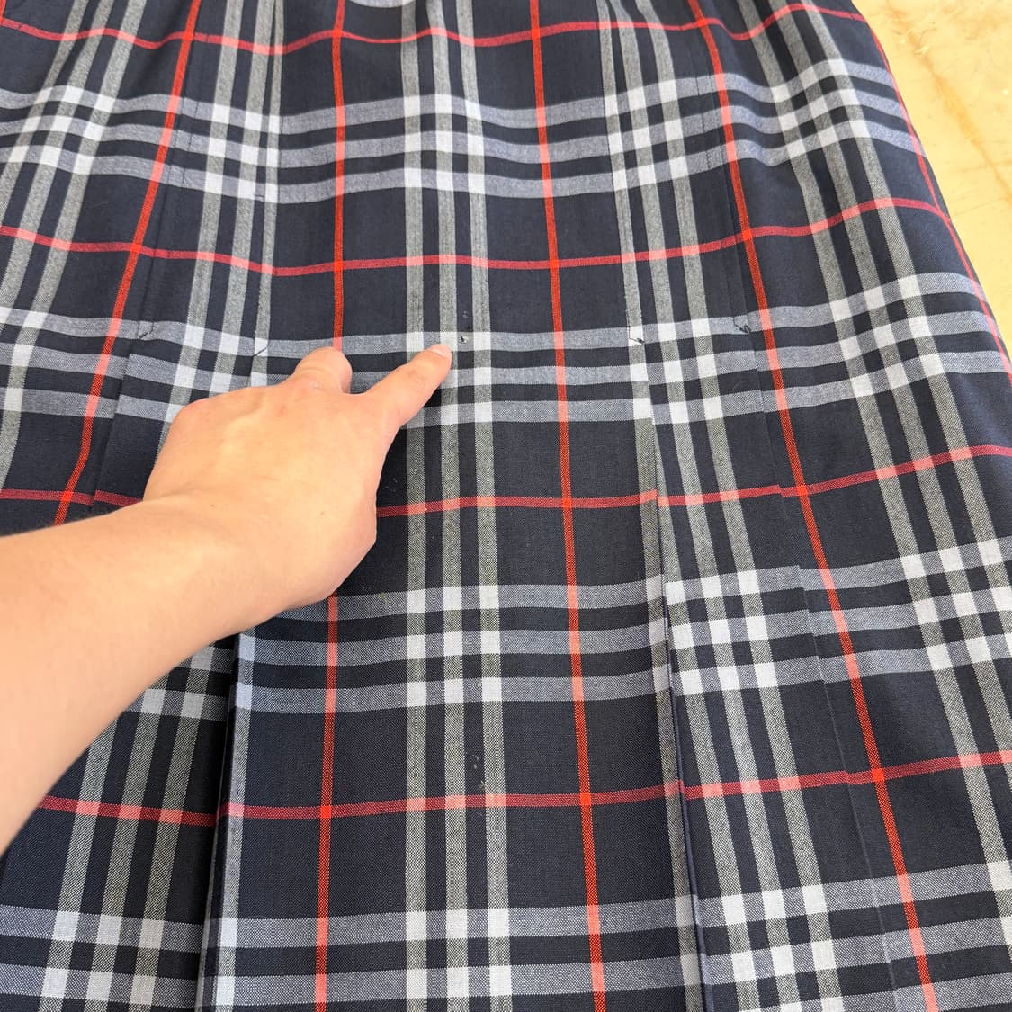 버버리 네이비 노바체크 롱 스커트 상품이미지8