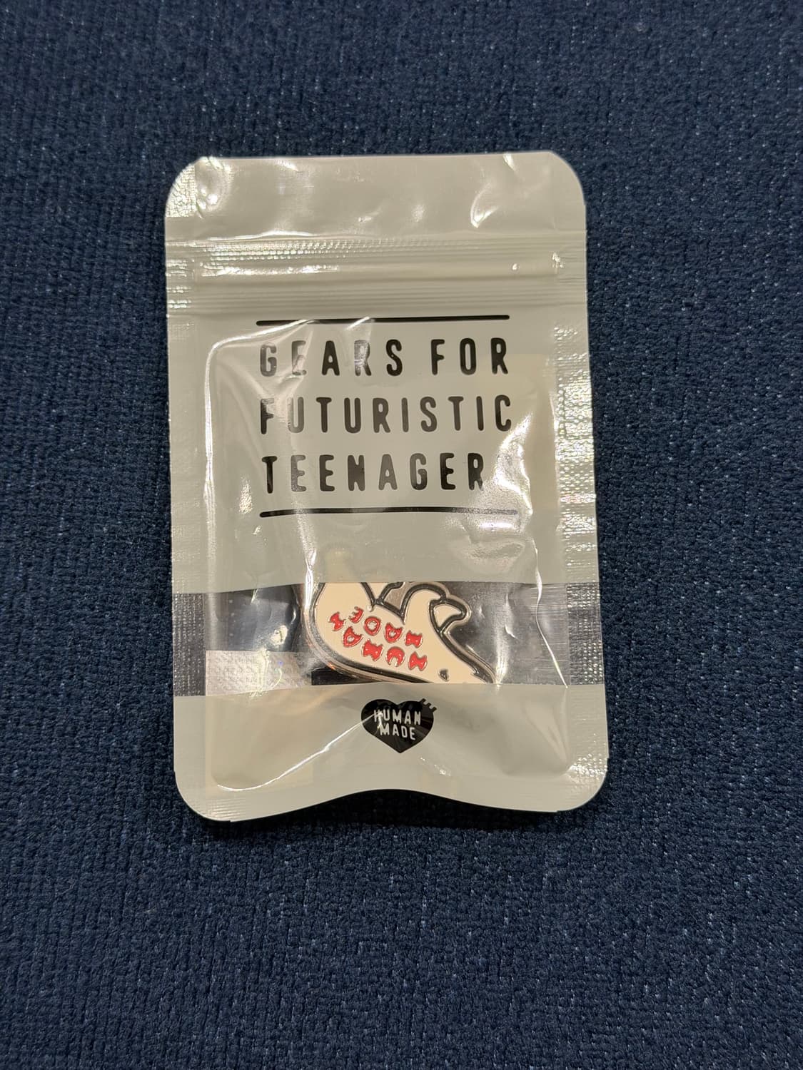 휴먼 메이드 애니멀 핀 뱃지 화이트 상품이미지1