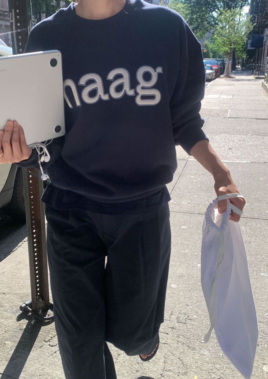 haag 헤이그 벌스데이 맨투맨 스웨트셔츠 상품이미지1