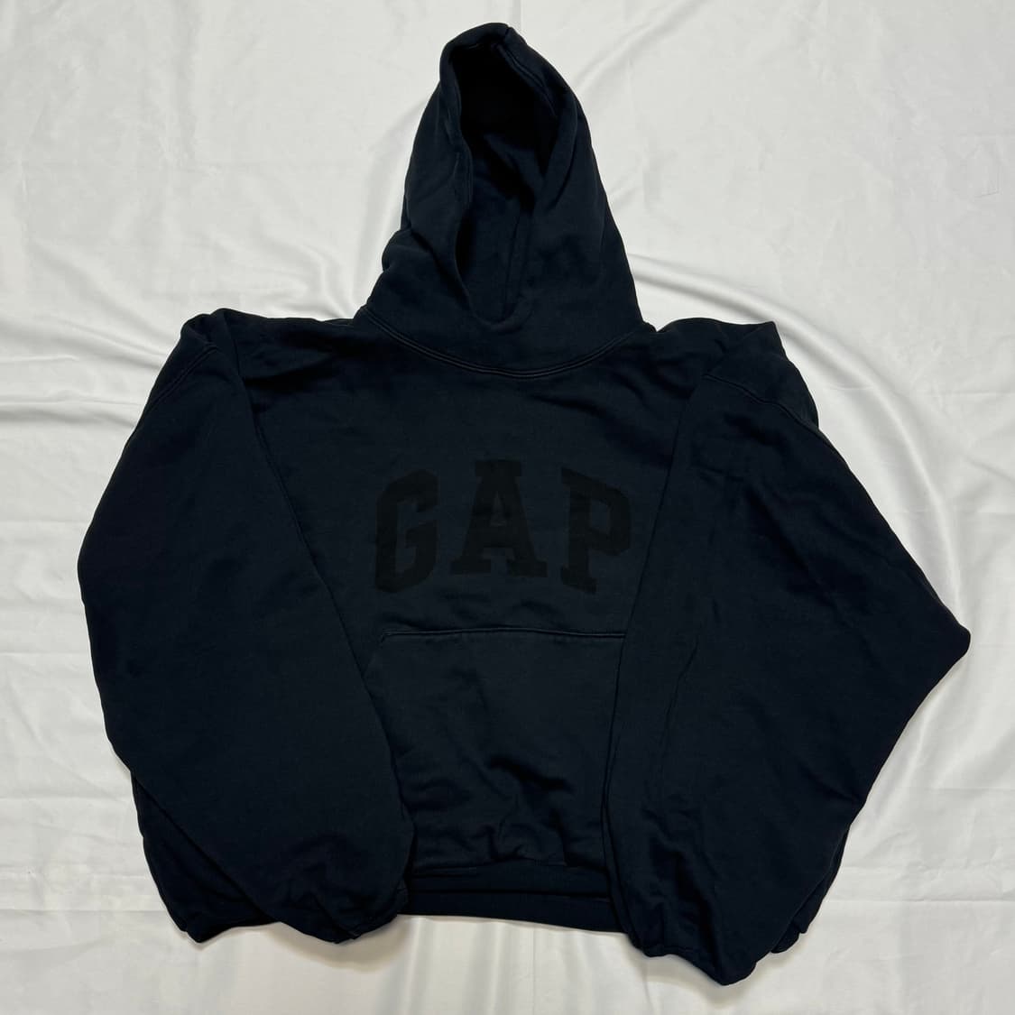 [S] 이지 갭 엔지니어드 바이 발렌시아가 도브 후드 워시드 블랙 상품이미지2