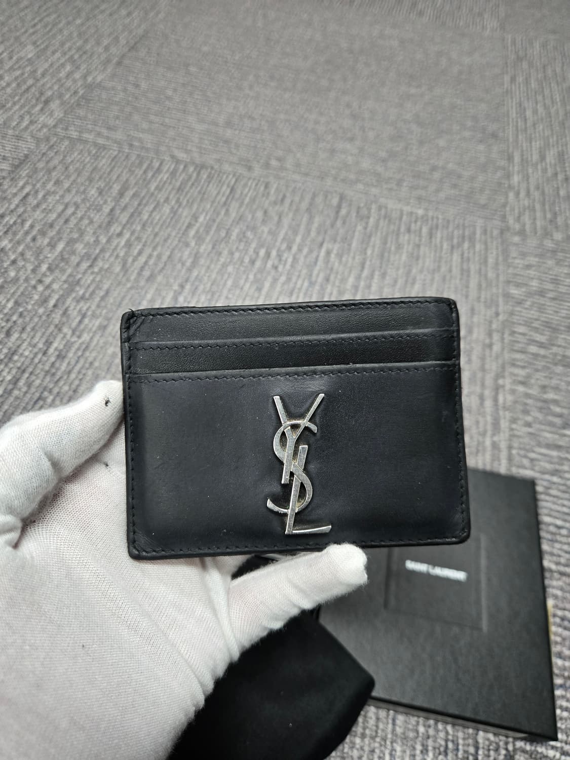 [특가][정품] 입생로랑 로고 카드지갑 상품이미지1