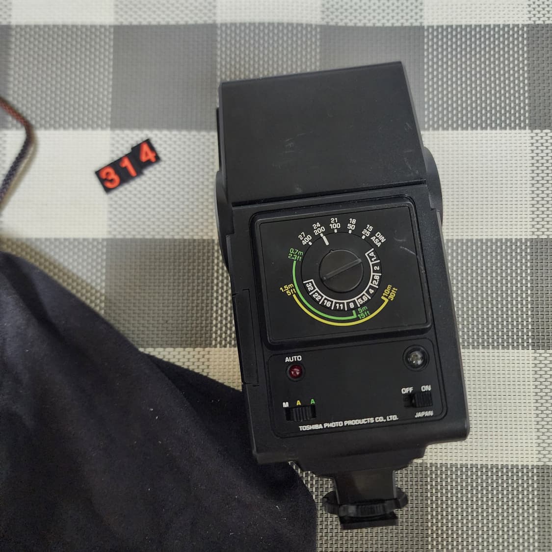 도시바 QCC 300 DC 스트로브 플래시 파우치포함 상품이미지3