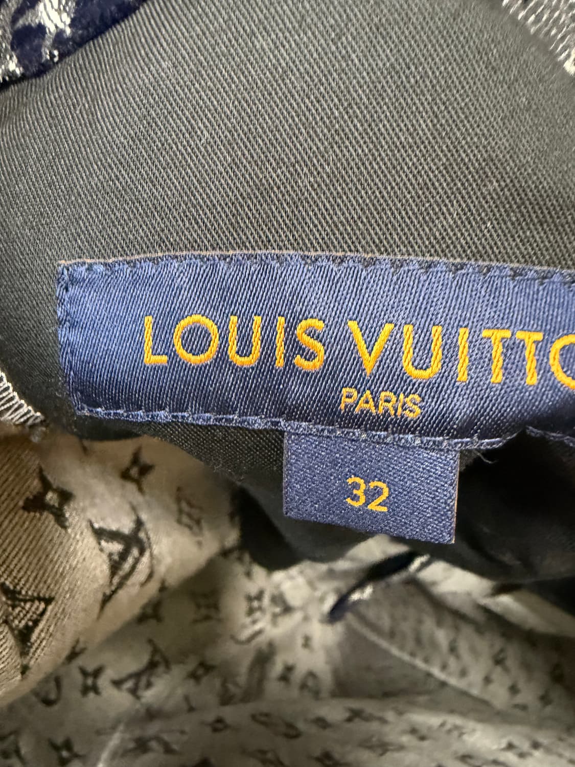 루이비통 모노그램 플록 시즈널 벨벳 데님팬츠 (32)  상품이미지7