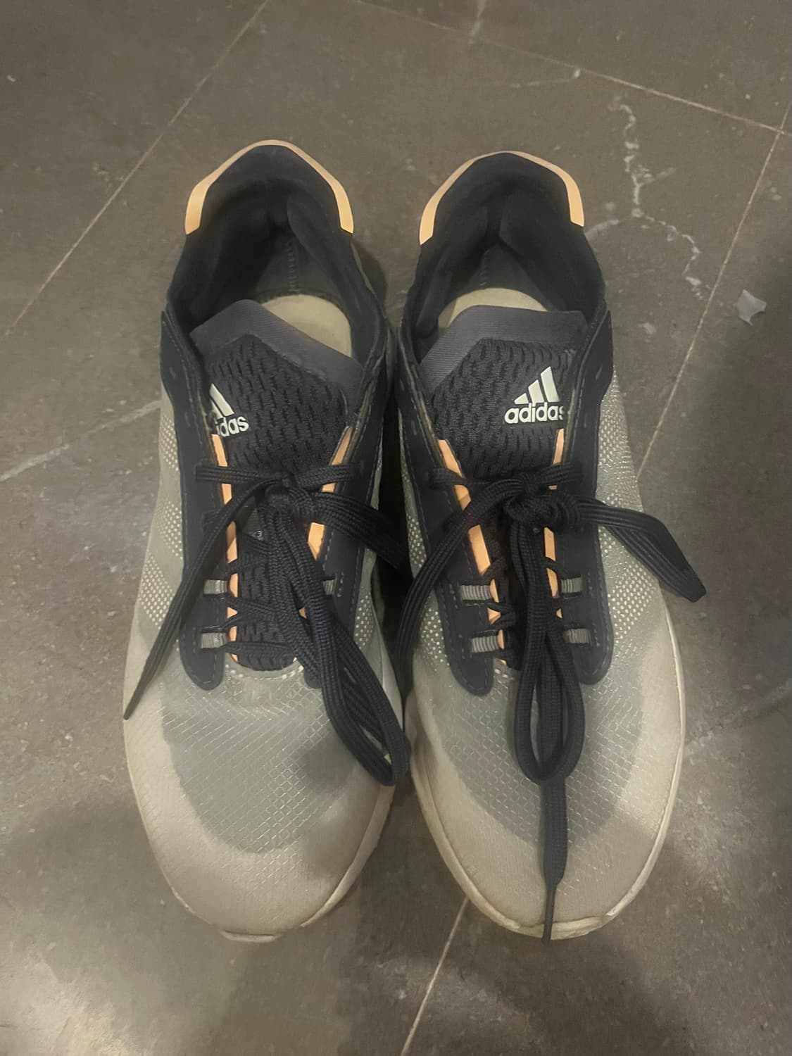 Adidas 운동화 245 상품이미지1