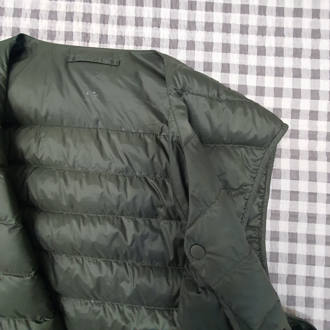 유니클로 오리털 패딩조끼 베스트 남자95 상품이미지6