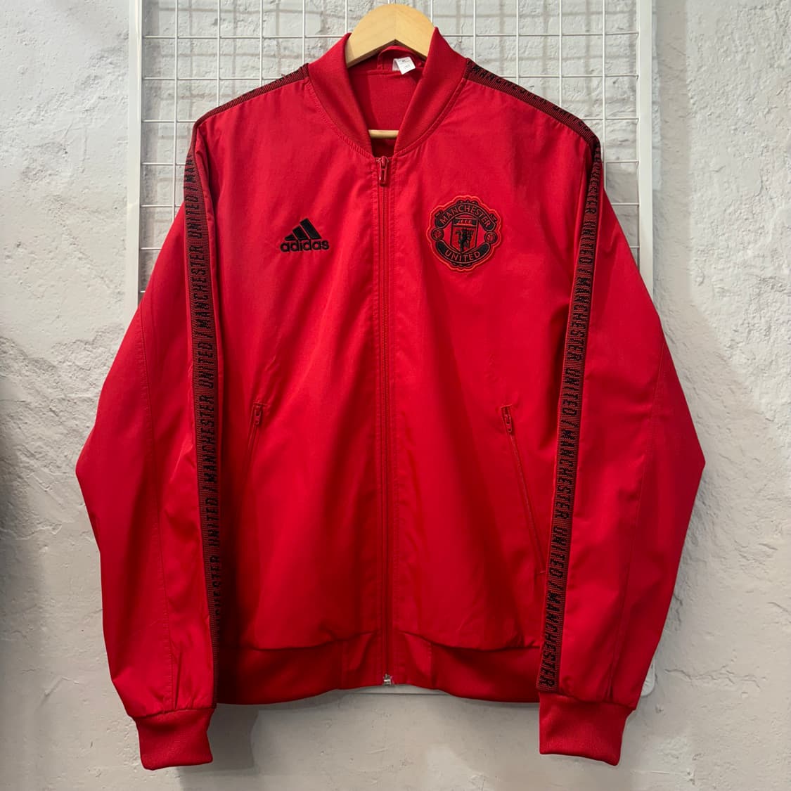 아디다스 19-20 맨체스터 유나이티드 앤섬 자켓 XL 상품이미지3