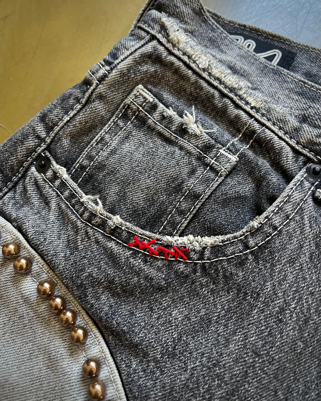RNA Japan Stud Stitch Detail Denim pants 상품이미지5