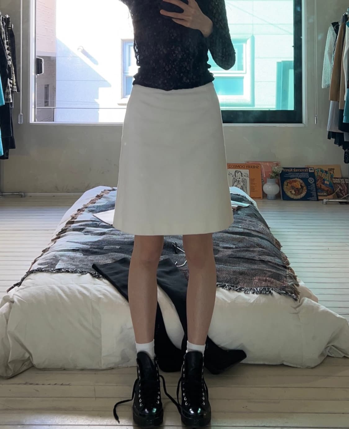 꾸레쥬 화이트 미디 스커트 상품이미지2