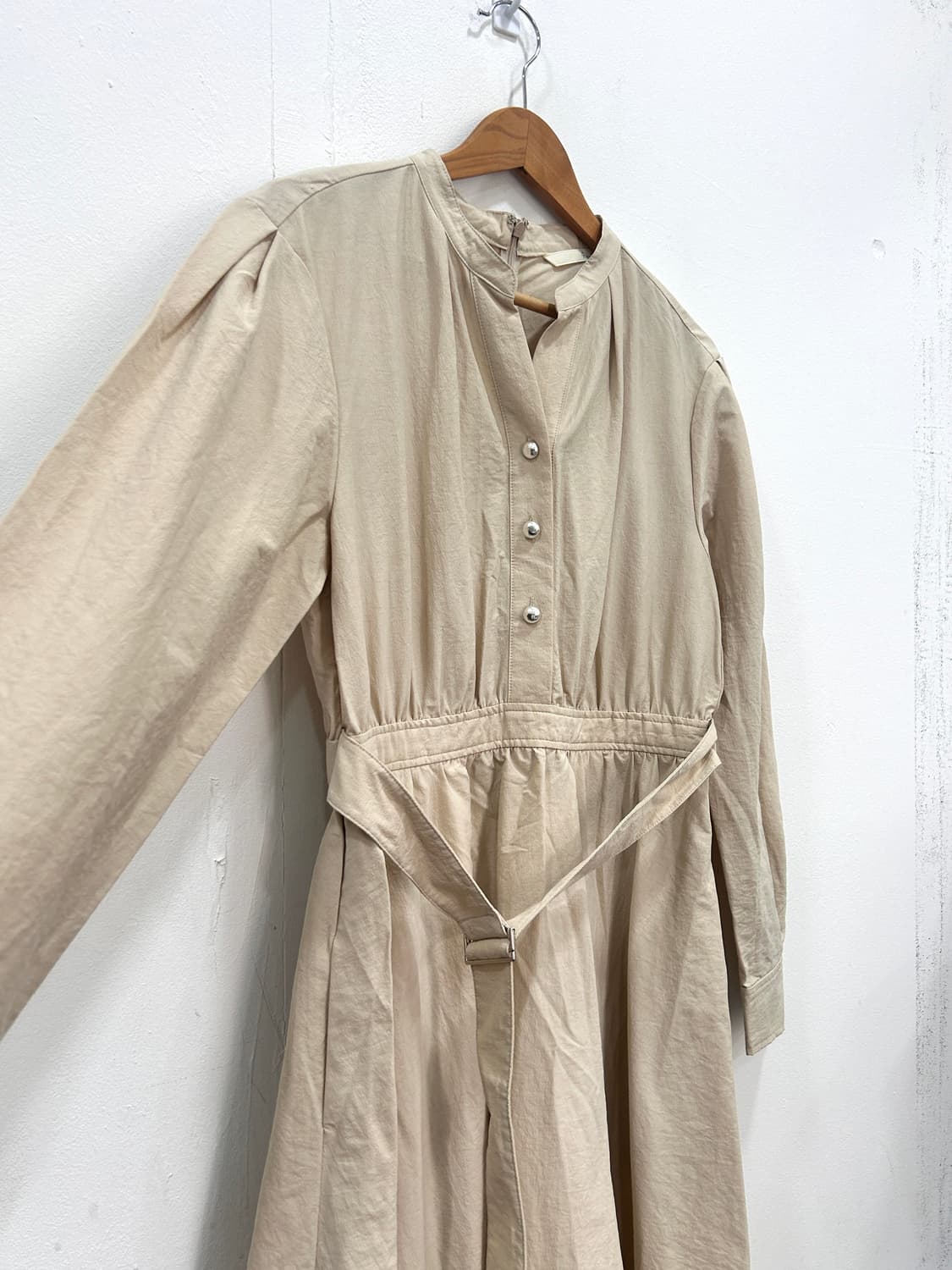 지컷 Gcut 바스락 벨티드 롱 원피스 플레어 베이지 M 상품이미지4