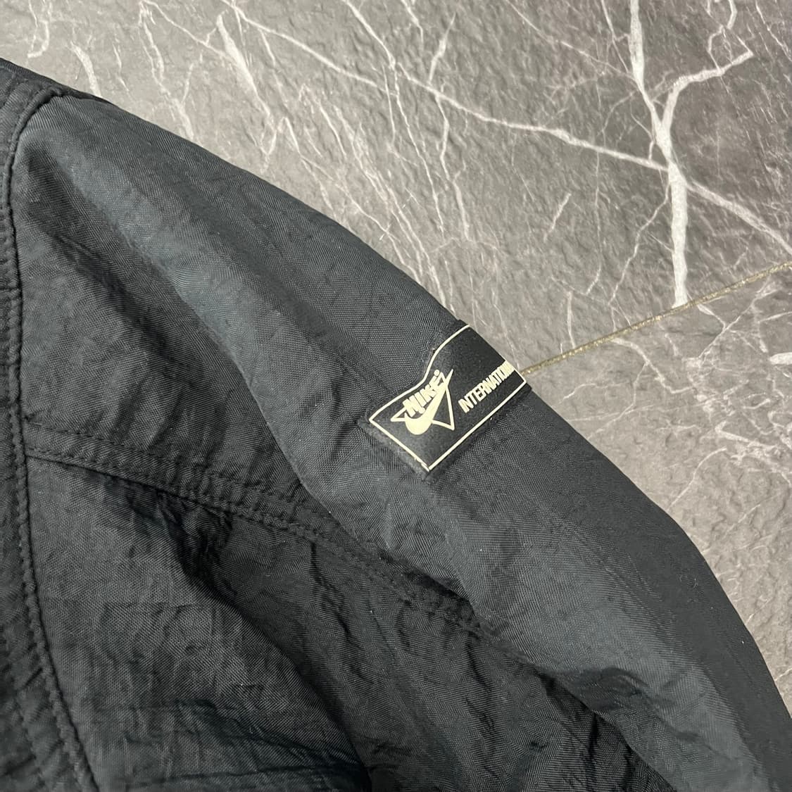 나이키 90s 삼나스포츠 나일론 봄버 누빔 바시티 자켓 상품이미지4