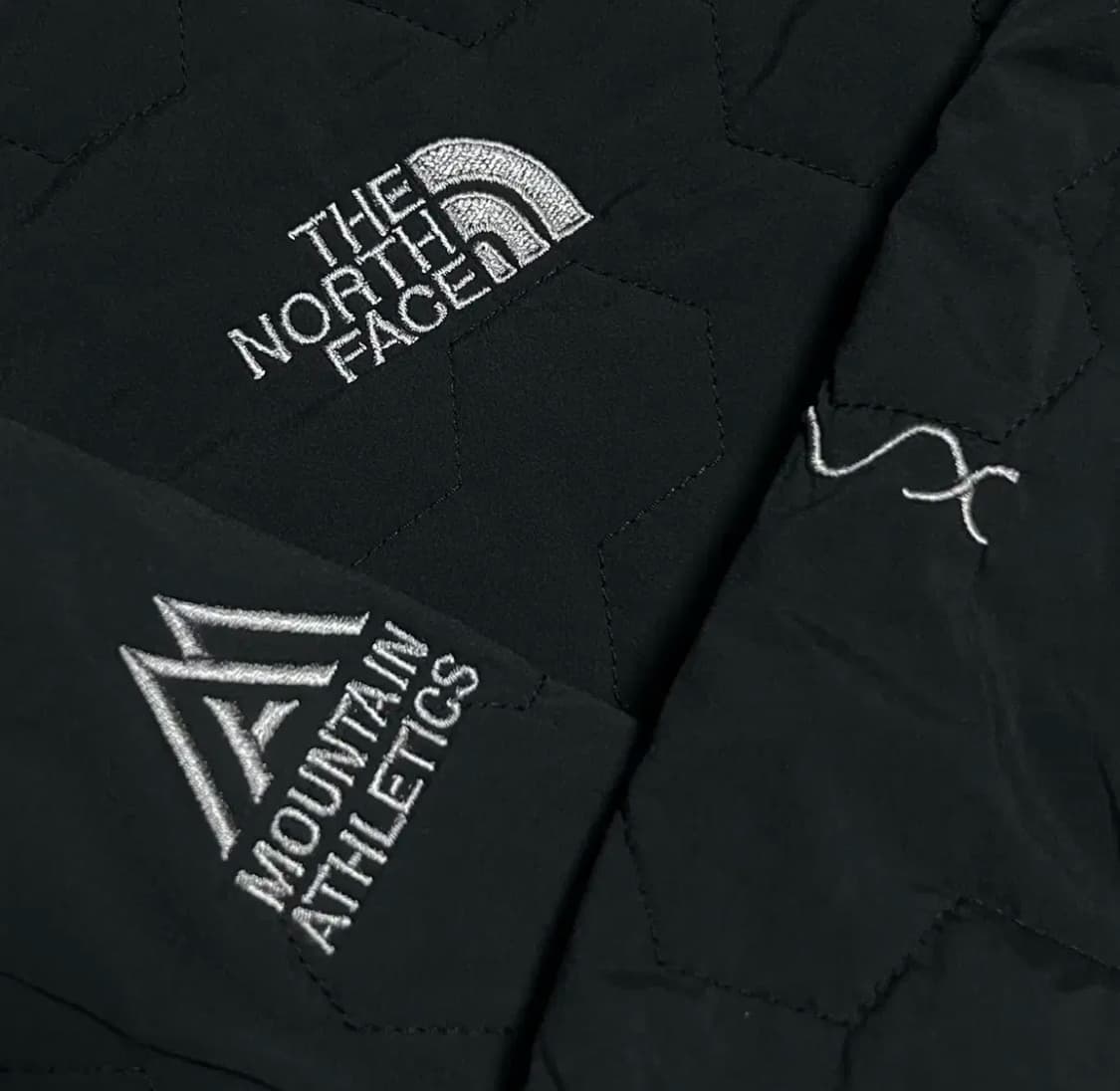[M] Northface 노스페이스 우먼즈 네이비 누빔 집업 자켓 상품이미지4