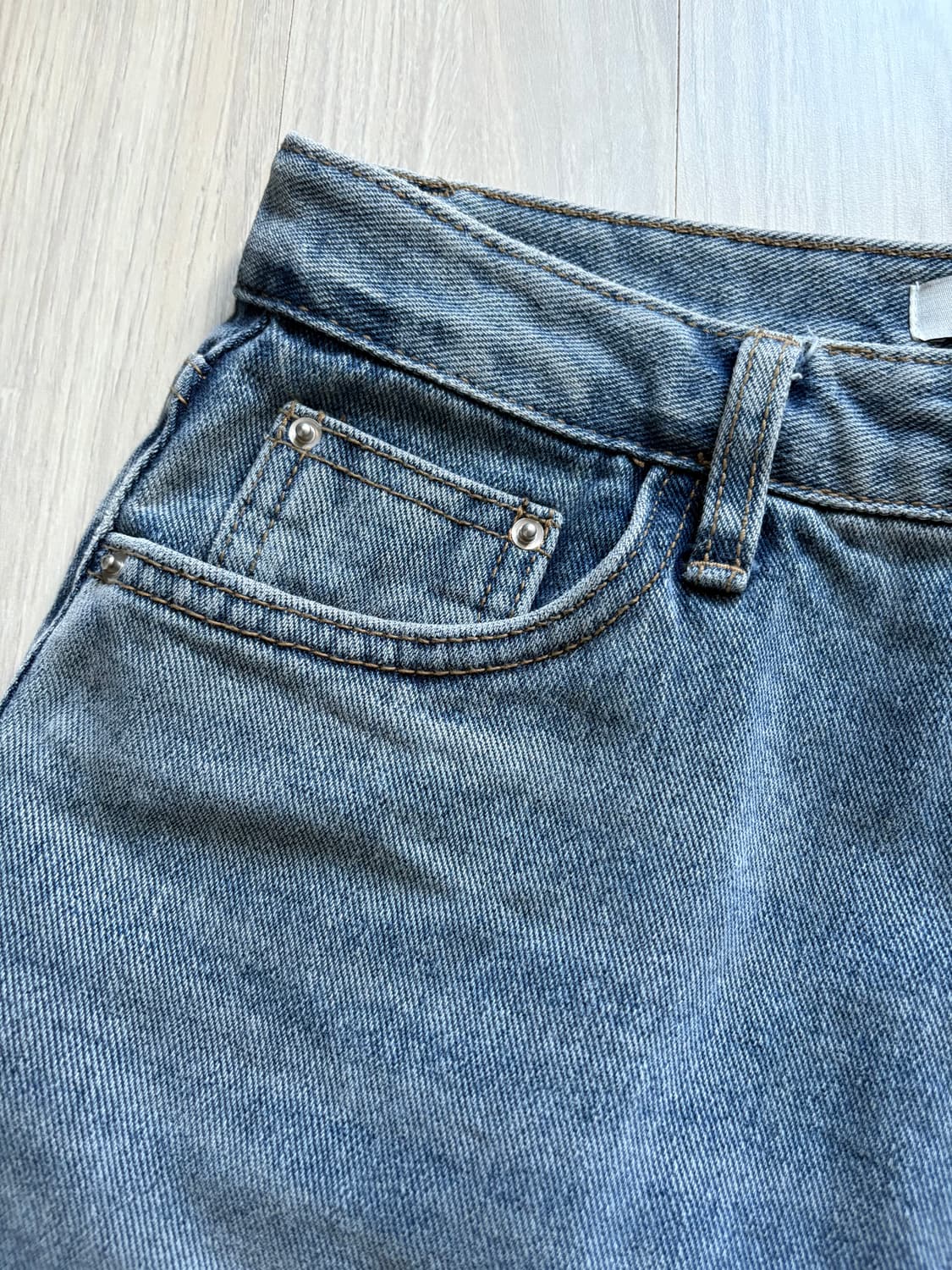 블랙업 B-DENIM 워싱 하프 팬츠 023 중청 상품이미지4