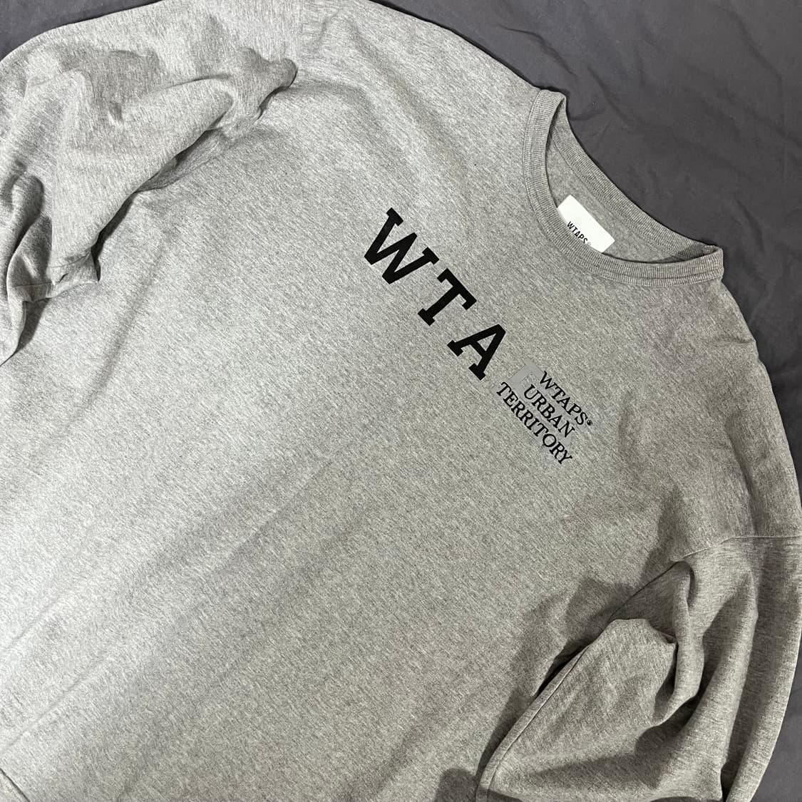 더블탭스 23SS DESIGN 01 롱슬리브 티셔츠 그레이 02 상품이미지2