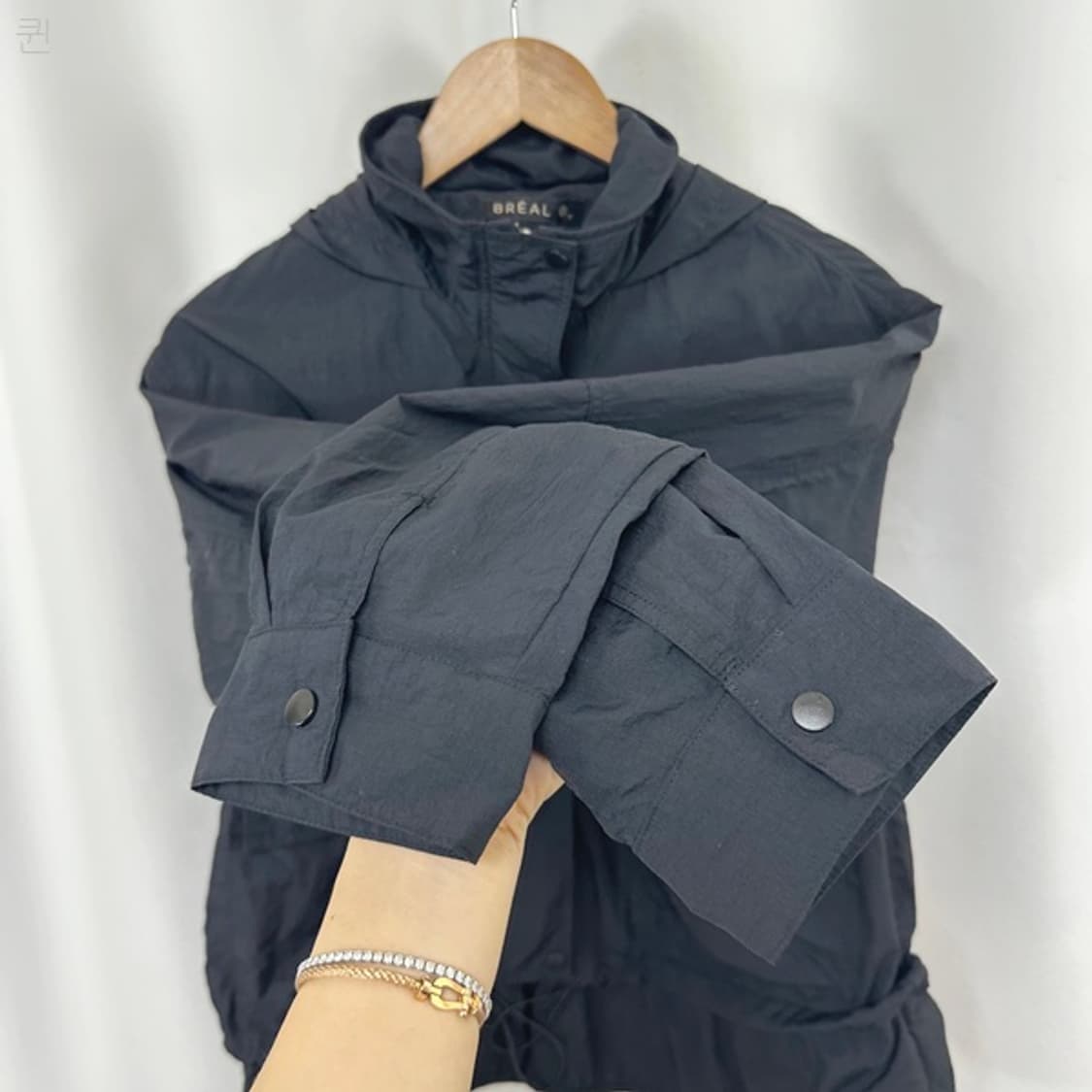 브리엘 여자 나일론 집업자켓 검정 77 상품이미지4
