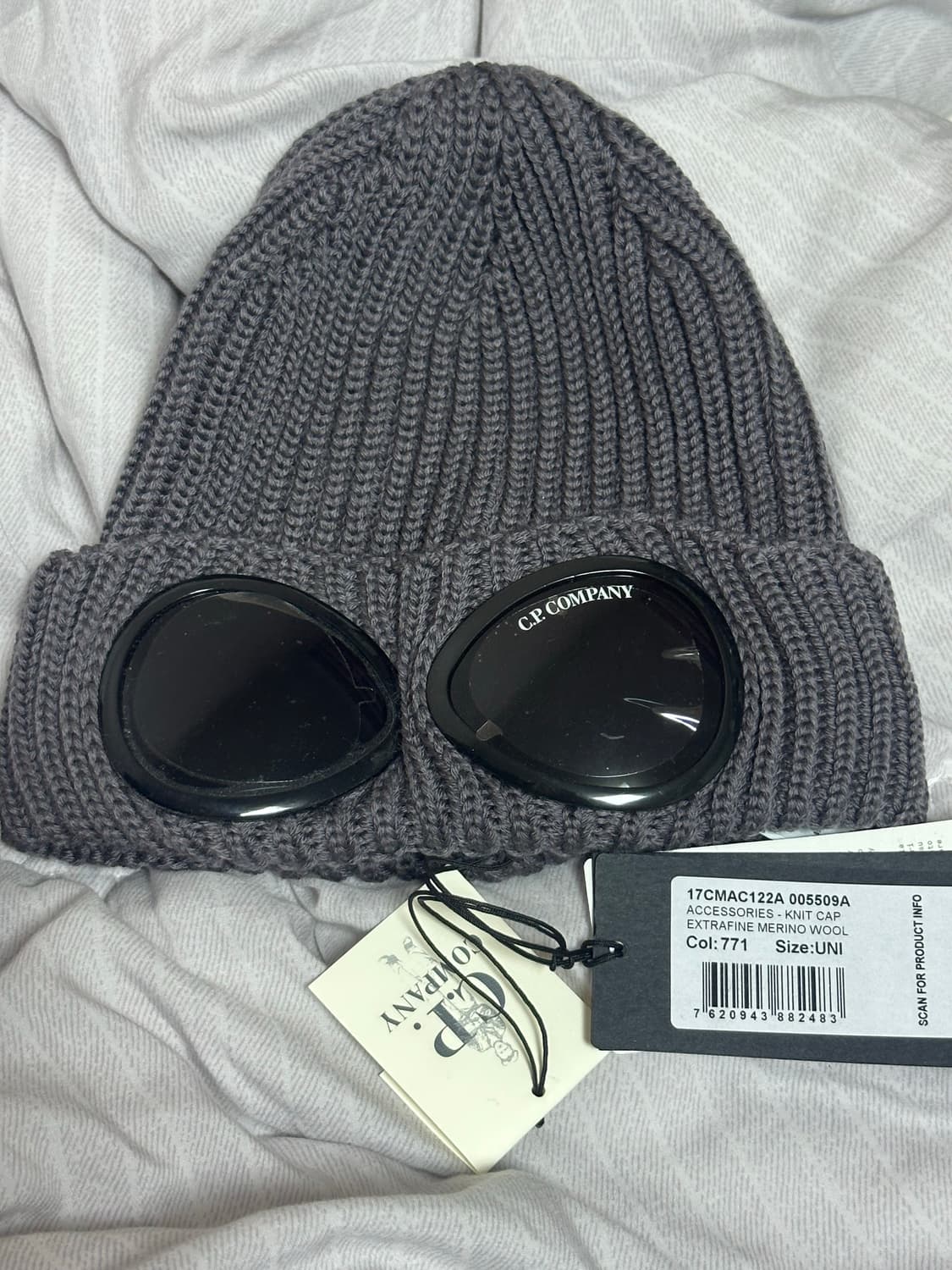 CP컴퍼니 엑스트라 파인 메리노 울 고글 비니 불러바드 바이올렛 상품이미지1