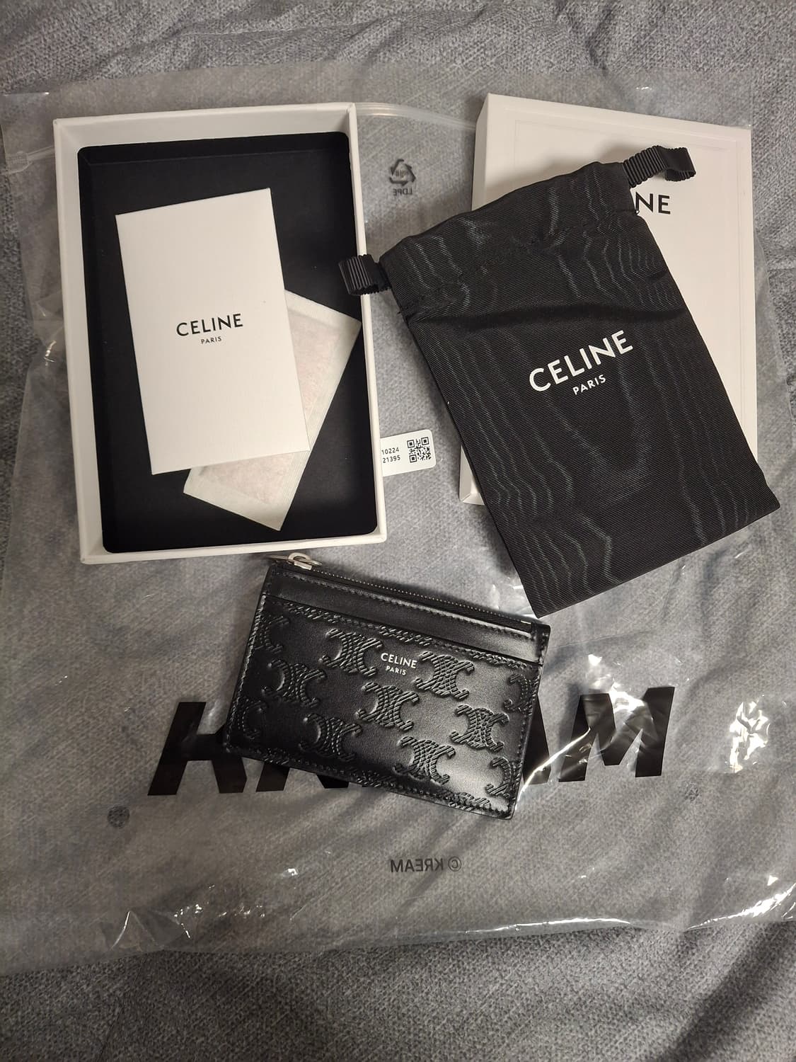 셀린느 트리옹프 카드 홀더 지갑 상품이미지1