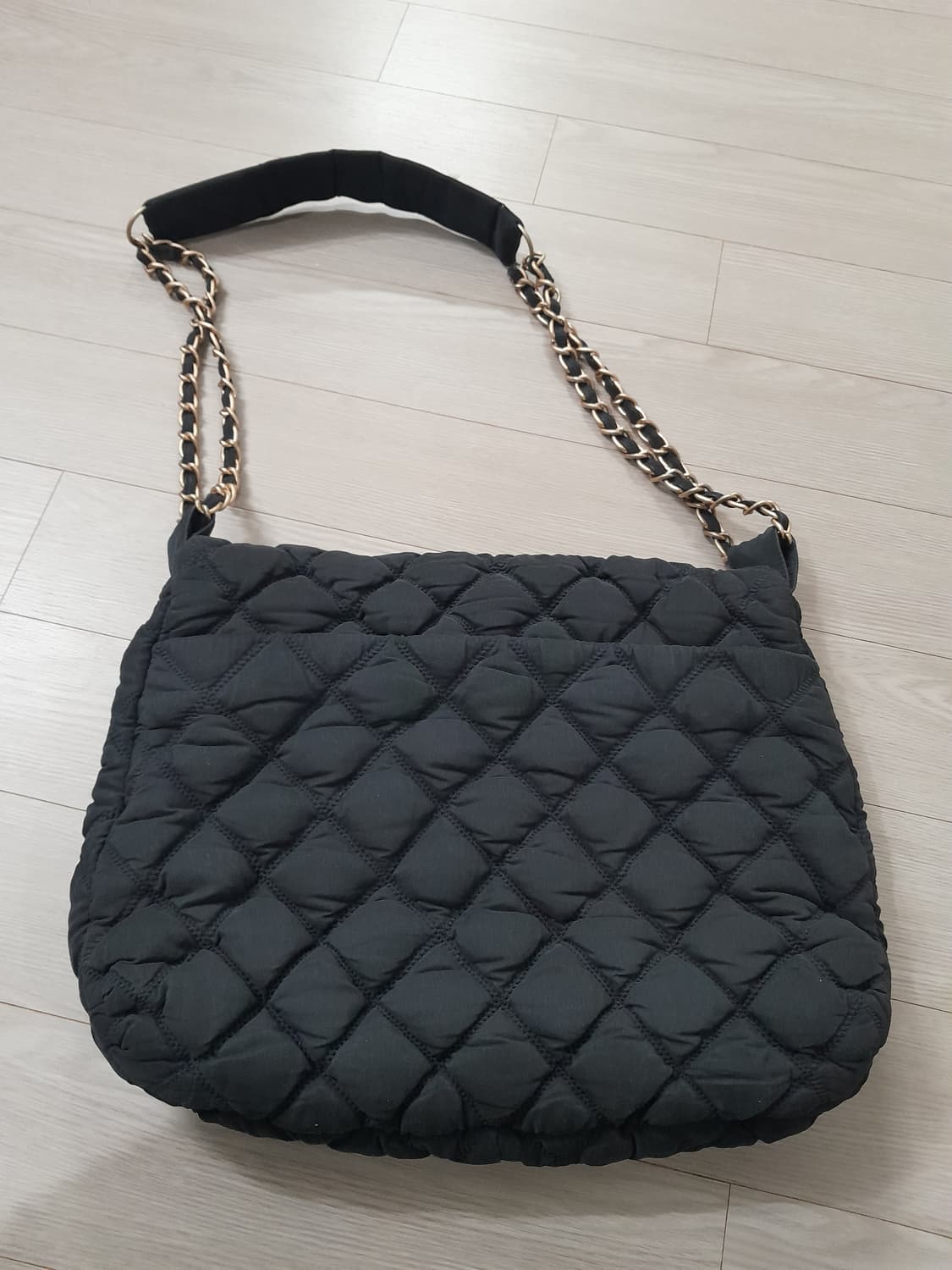 샤넬 빈티지 퀼팅 패브릭 버블 체인 숄더백 상품이미지3