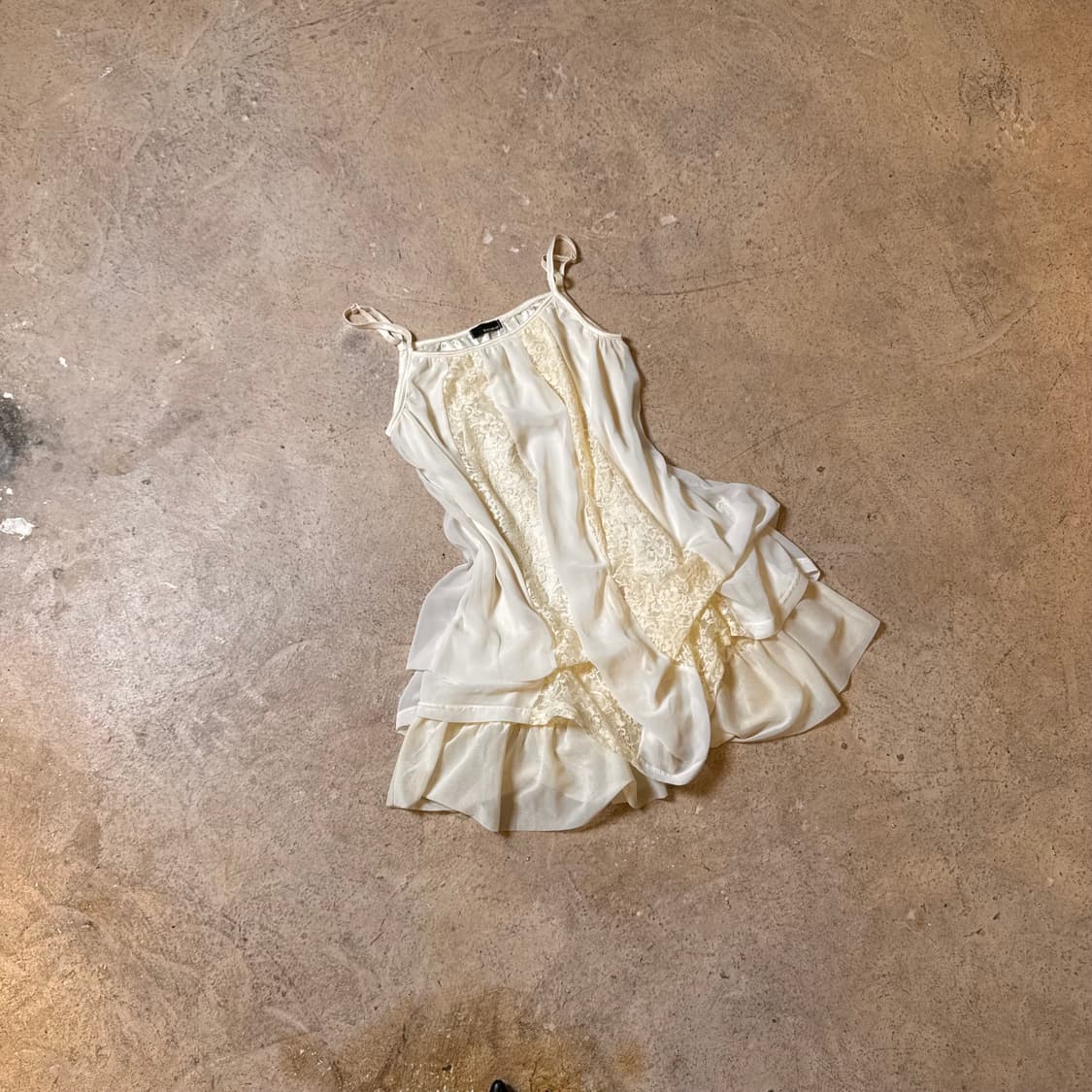 퍼프 라인 원피스 상품이미지1