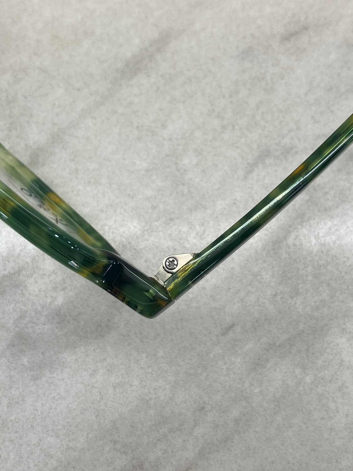 오앤엑스 O&X New York 카모 그린 오벌 뿔테 안경 상품이미지2