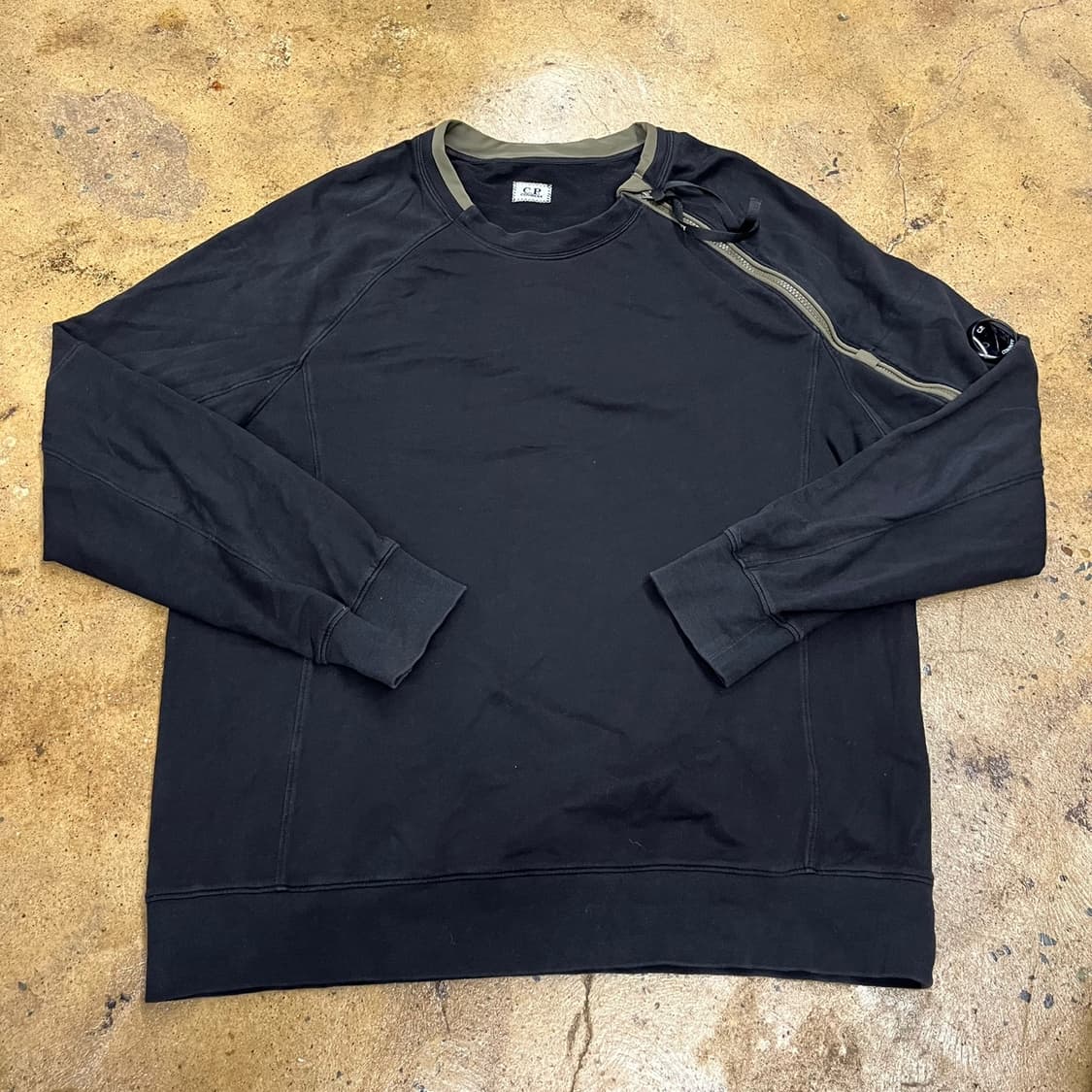 [정품/XL] CP컴퍼니 사선 지퍼 디테일 맨투맨 b14 상품이미지2