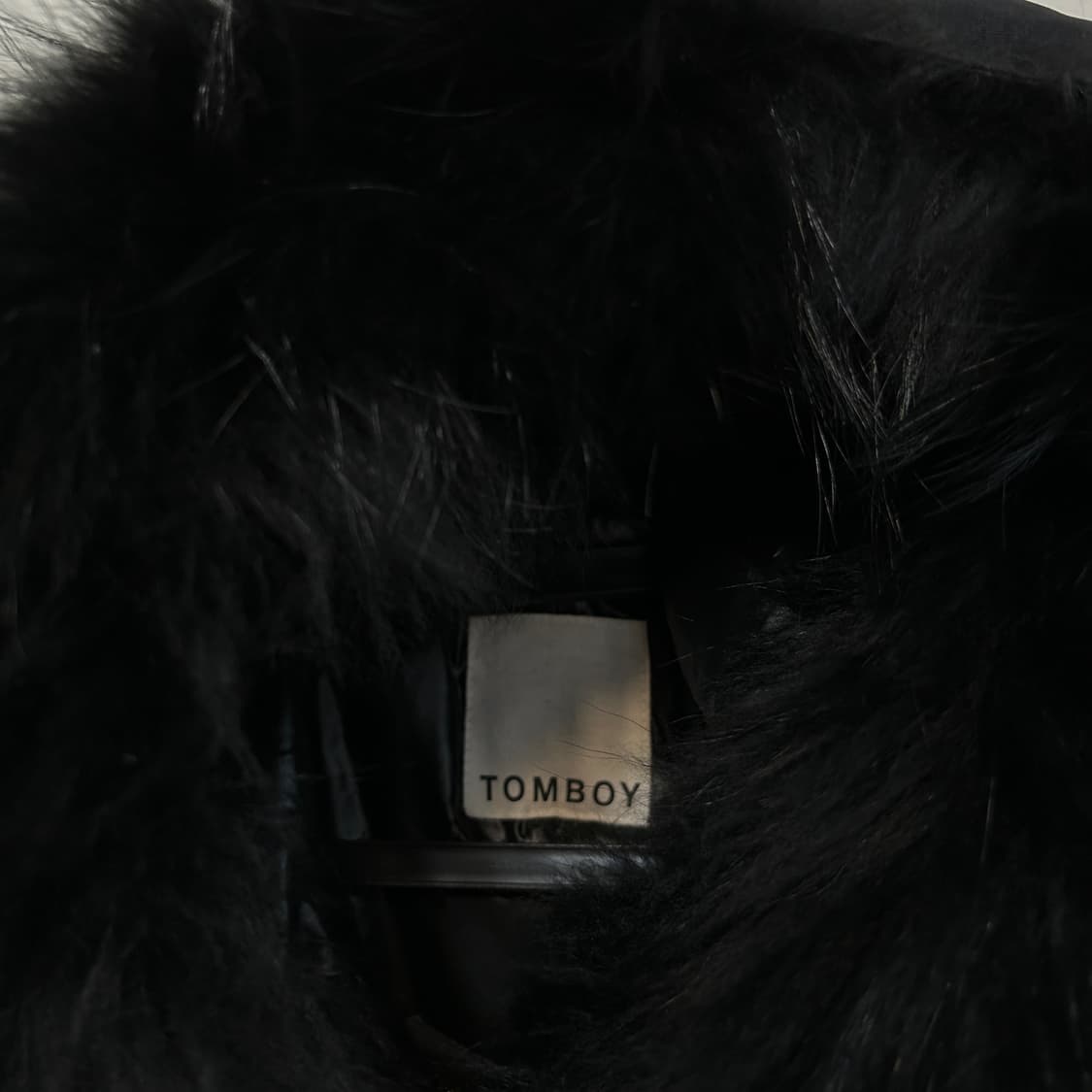 톰보이 여성 블랙 라쿤퍼 롱패딩 85  상품이미지2
