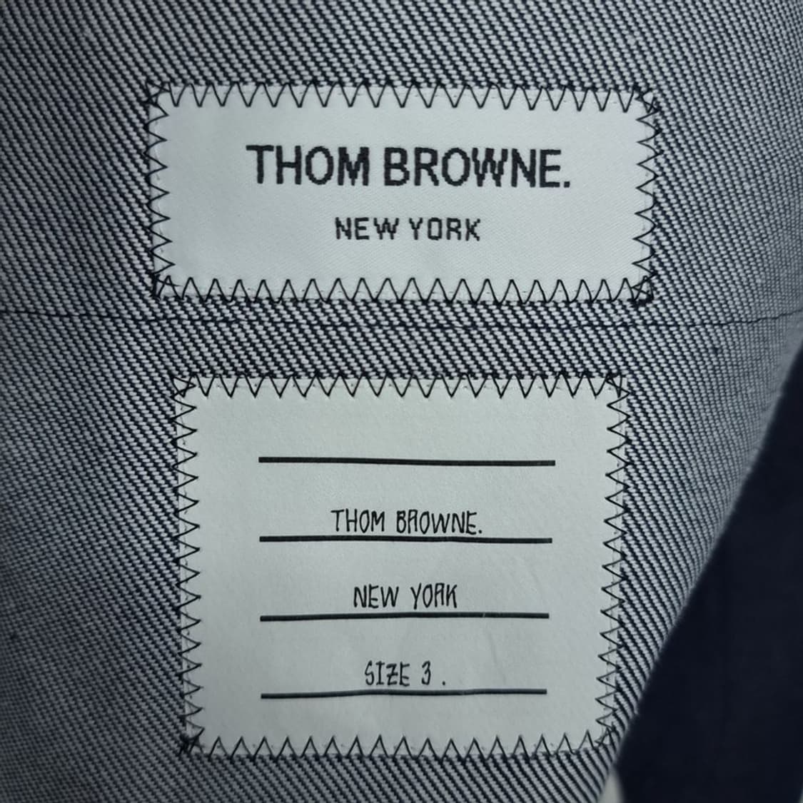 [톰브라운] 슬림핏 데님 블레이저 자켓 P01621 상품이미지8