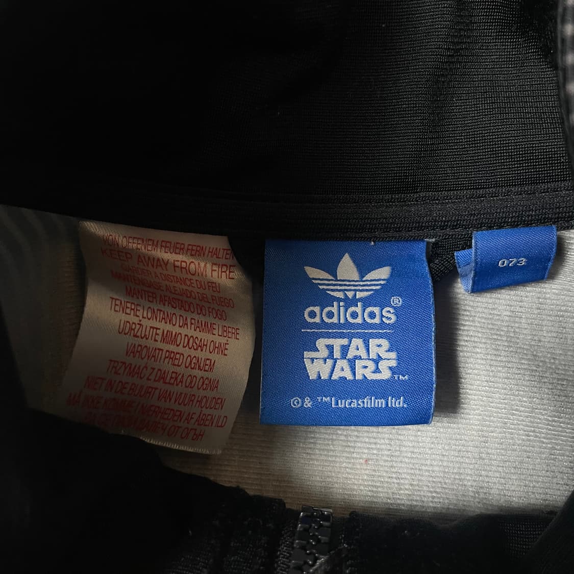 아디다스 스타워즈 블랙 스트라이프 트랙탑 져지 상품이미지4