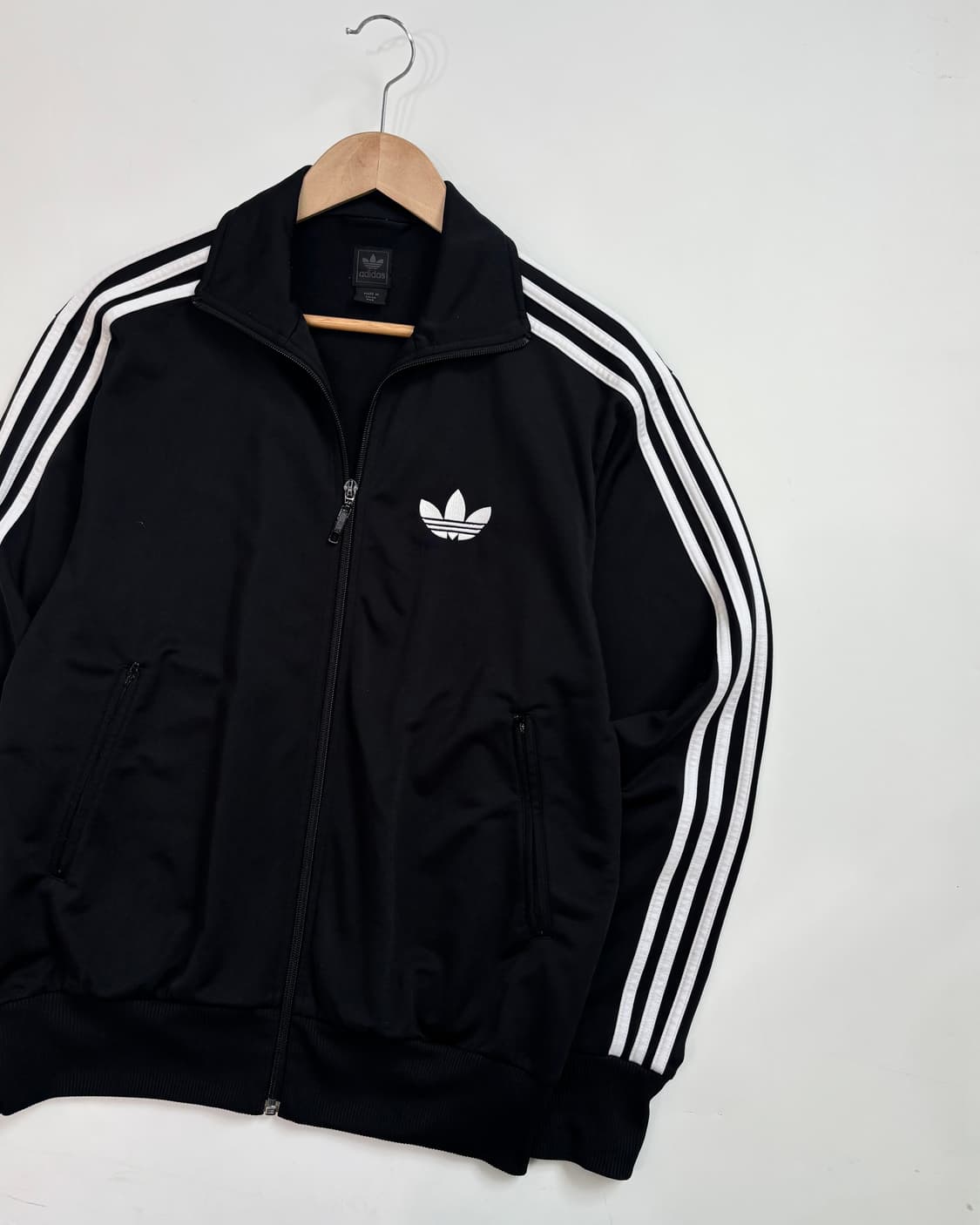 Adidas 아디다스 블랙컬러 파이어버드 트랙탑 상품이미지1