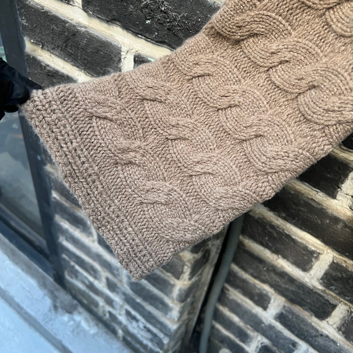 캐시미어 세일러카라 케이블 니트 가디건 상품이미지3